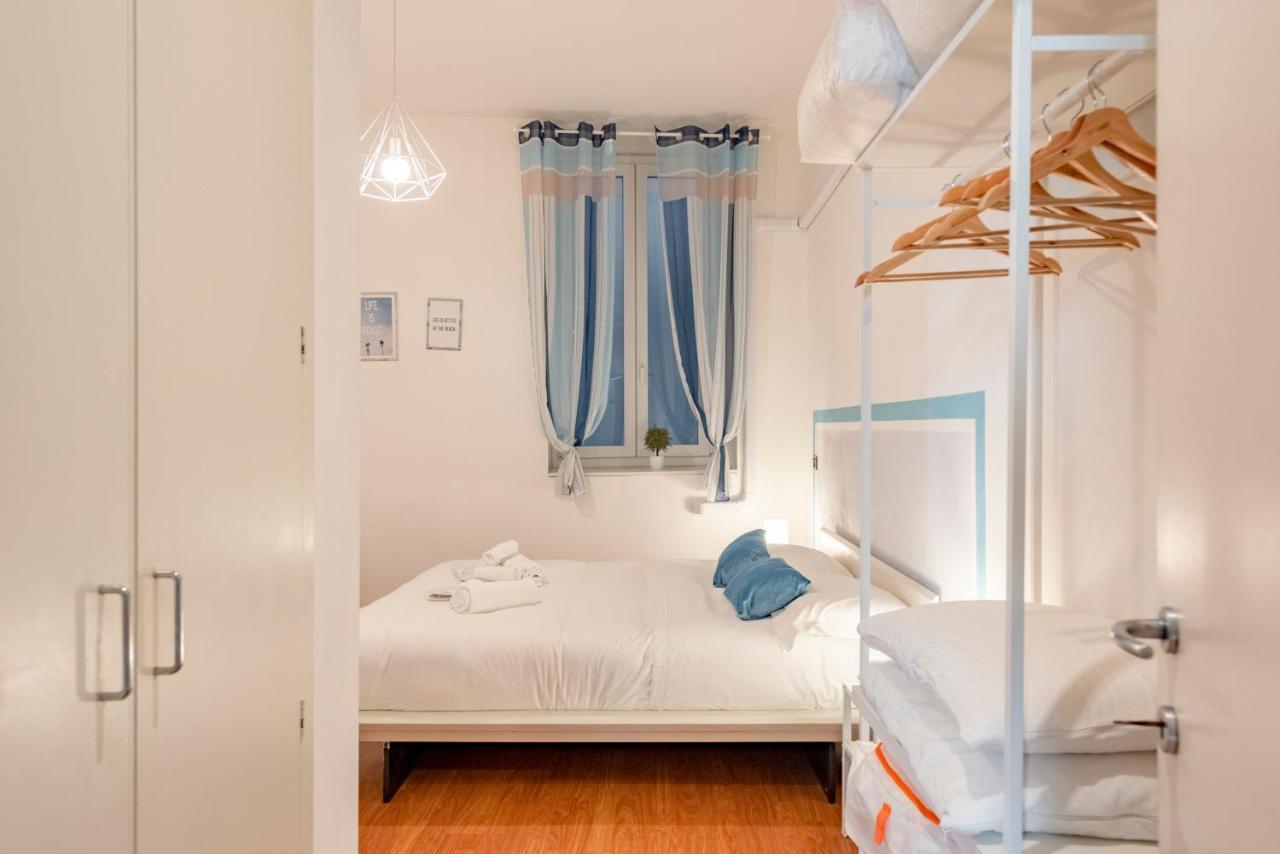Mazzini 12, Elegant Central Apartment With Free Private Garage 800 M, Air Conditioning, Wi-Fi, Just 100 M From The Public Beach Rapallo Exterior photo