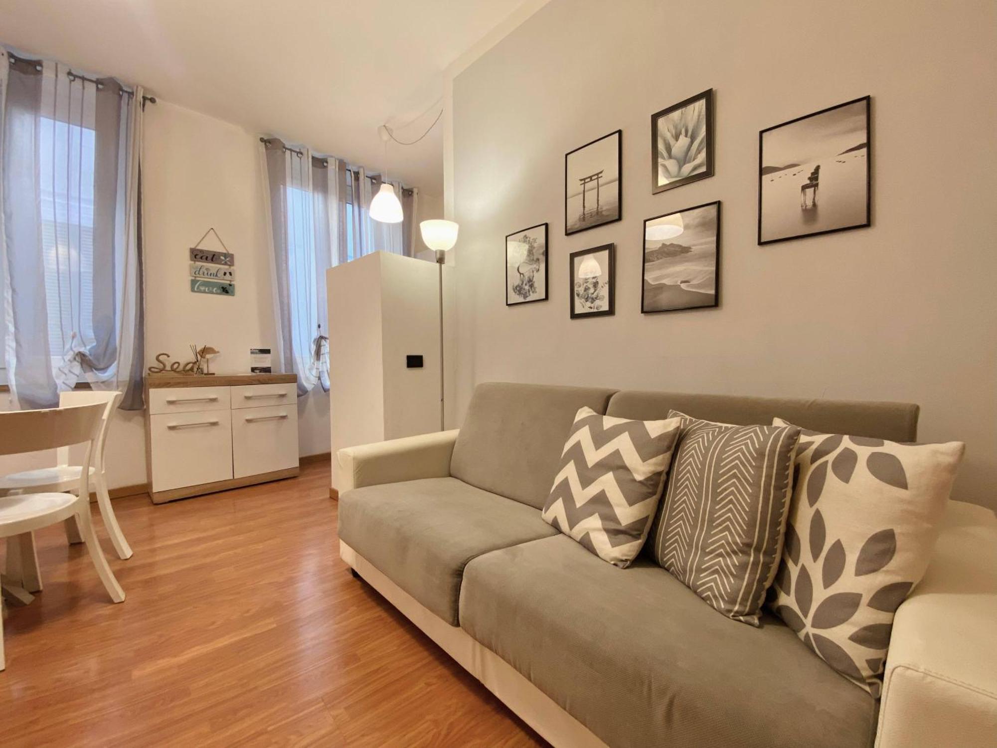 Mazzini 12, Elegant Central Apartment With Free Private Garage 800 M, Air Conditioning, Wi-Fi, Just 100 M From The Public Beach Rapallo Exterior photo