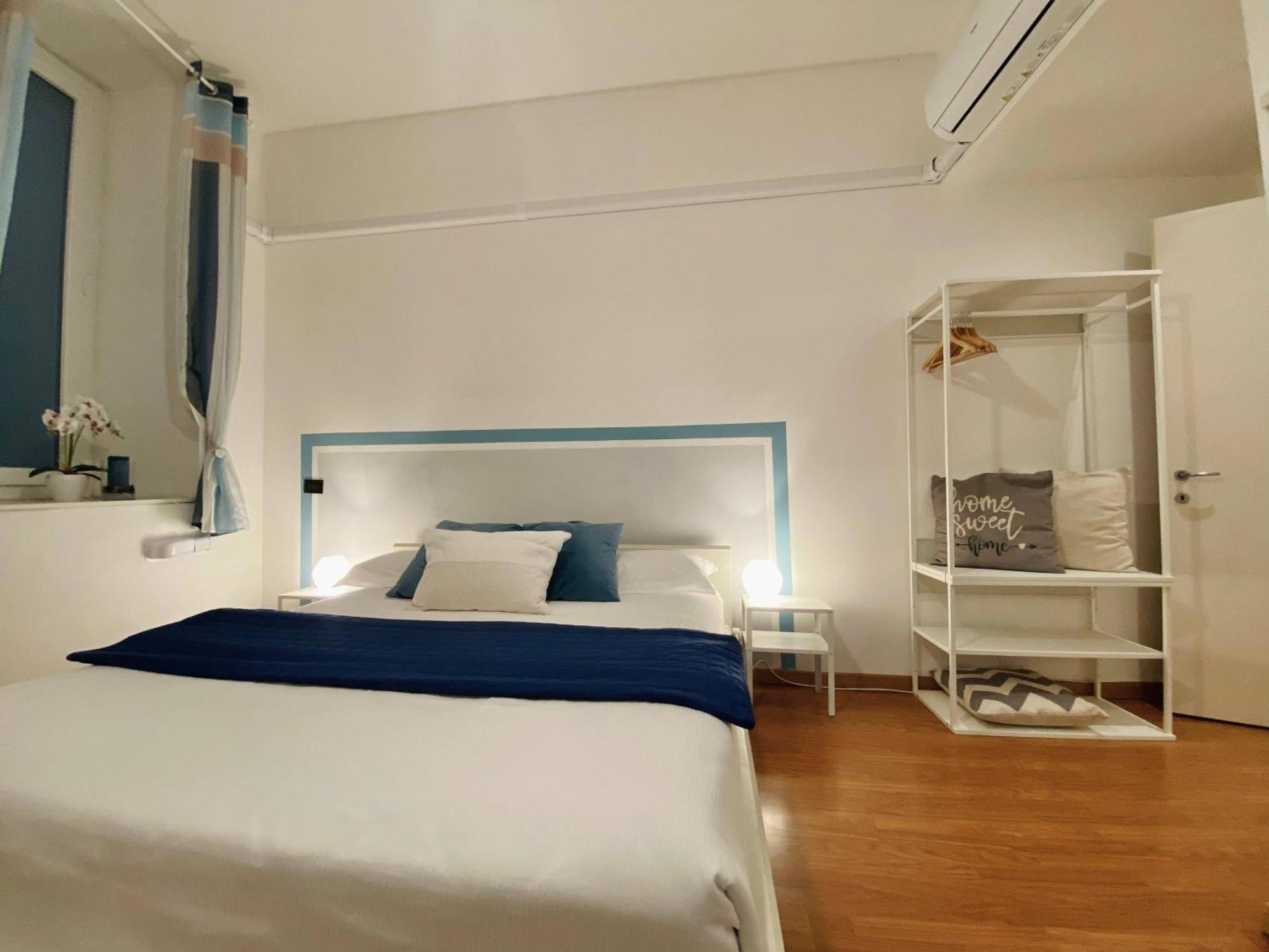 Mazzini 12, Elegant Central Apartment With Free Private Garage 800 M, Air Conditioning, Wi-Fi, Just 100 M From The Public Beach Rapallo Exterior photo