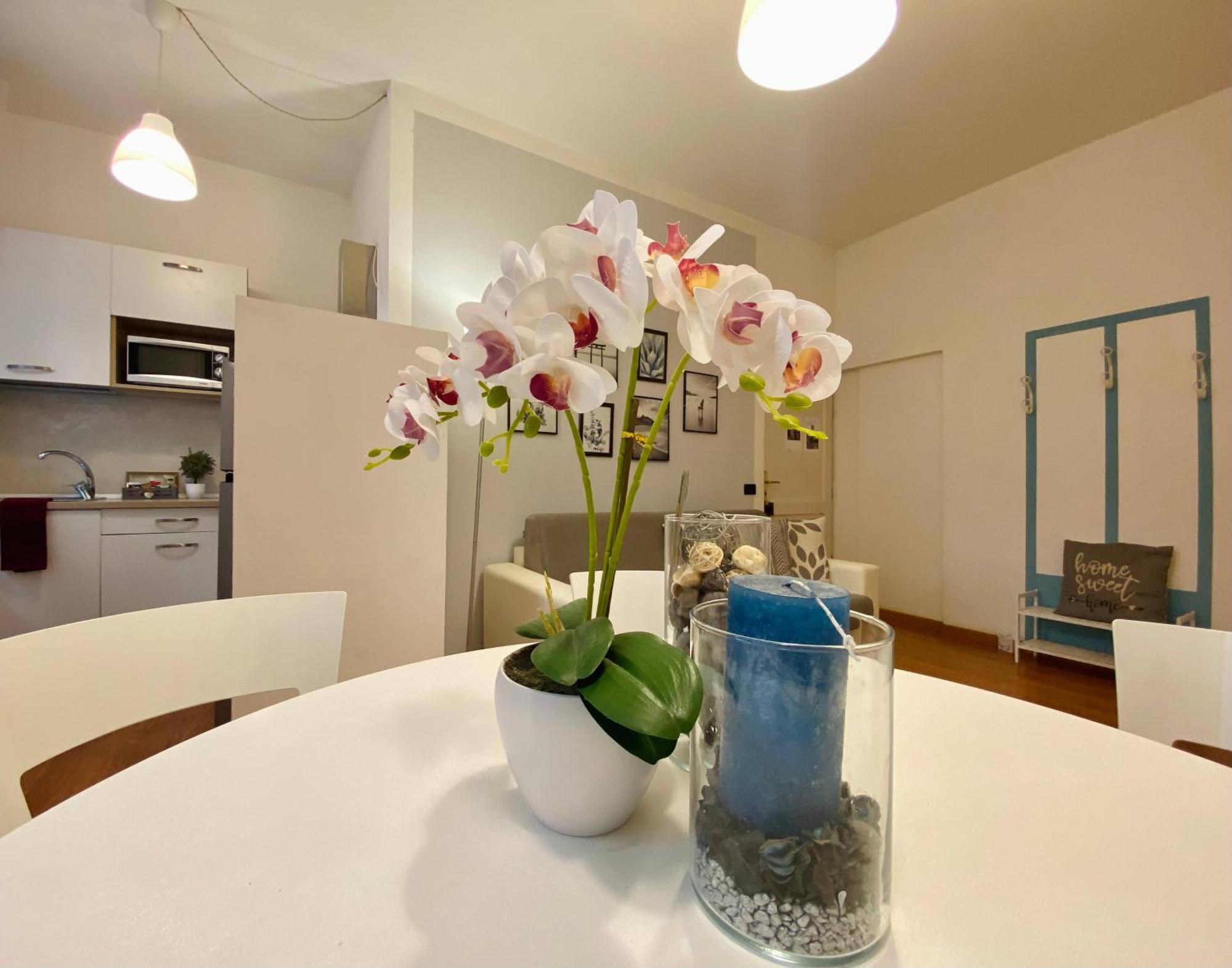 Mazzini 12, Elegant Central Apartment With Free Private Garage 800 M, Air Conditioning, Wi-Fi, Just 100 M From The Public Beach Rapallo Exterior photo